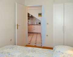 Toàn bộ căn nhà/căn hộ Beautiful Apartment For 4 People With Wifi, A/c, Tv And Pets Allowed (Rasinja, Croatia)