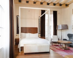 Hotel Do Placa Reial Powered By Sonder (Barcelona, Spanien)