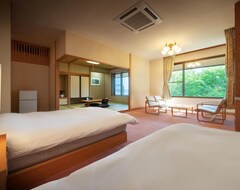Hotel Lake View Inawashiro (Inawashiro, Japan)