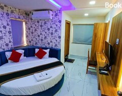 Hotel Rock Inn (Anand, Hindistan)