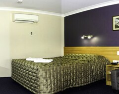 Hotel Sun Palms Motel (Rockhampton, Australija)
