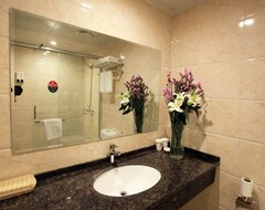 Khách sạn GreenTree Inn AnHui XuanCheng Jixi GuangMing Palace Business Hotel (Jixi, Trung Quốc)