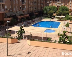 Entire House / Apartment Gran Piso Familiar (Cordoba, Spain)