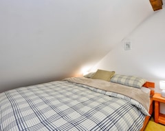 Toàn bộ căn nhà/căn hộ 3 Bedroom Accommodation In Klenovnik (Klenovnik, Croatia)