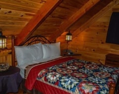 Entire House / Apartment Toccozy Cabin Retreat 3 Bedroom Apartment By Mountain Laurel Cabin Rentals (McCaysville, USA)