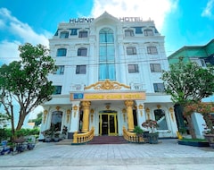 Huong Cang Hotel (Cam Pha, Vietnam)