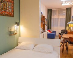 Hele huset/lejligheden Fully fitted room - 15 min from central station (Amsterdam, Holland)