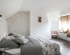 Toàn bộ căn nhà/căn hộ House With One Bedroom In Pierrefonds, With Wifi (Pierrefonds, Pháp)