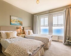 Tüm Ev/Apart Daire Luxury Large 7 Bedroom House Fantastic Sea Views Sleeps Up To17. 12 Adults 5 C (Port Isaac, Birleşik Krallık)