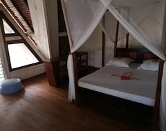 Khách sạn Eenjoy Your Relaxing Vacation Right On The Beach At Hotel Belvedere La Villa (Andoany, Madagascar)