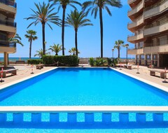 Koko talo/asunto Nice Beachfront Apartment With Pool · Uhc Sol De España 134 (Cambrils, Espanja)