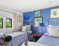 Koko talo/asunto Oversized Beach Cottage (Bridgehampton, Amerikan Yhdysvallat)