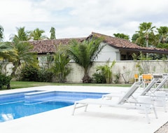 Entire House / Apartment 3 Bdr + 3.5 Bthr Patio - Private Pool Countryside House Near The Beach (La Pintada, Panama)