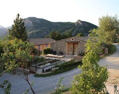 Cijela kuća/apartman Beautiful Stone Cottage - Spa & Pool - Exceptional Location In Provence (Montréal-les-Sources, Francuska)