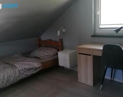 Casa/apartamento entero Dom Wypoczynkowy Pod Kasztanem (Swidwin, Polonia)