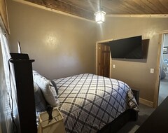 Casa/apartamento entero Adorable 2 Bedroom Guest House (Loa, EE. UU.)