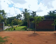 Hotel Honey Tree (Polonnaruwa, Sri Lanka)