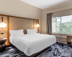 Khách sạn Fairfield Inn & Suites By Marriott Helen (Helen, Hoa Kỳ)