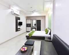 Skylon Hotel (Gandhinagar, Indija)