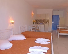 Hotel Agnadi (Amorgos - Chora, Yunanistan)
