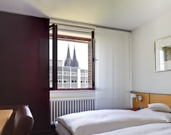 Hotel Maternushaus (Cologne, Germany)