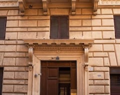 Khách sạn Andromeda (Rome, Ý)