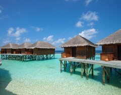 Hotel Vakarufalhi Resort (Süd Ari Atoll, Maldivi)