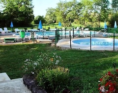 Kampiranje Camping Les 3 Ours  - Freelodge Comfort 3 Rooms 5 Persons (Montbarrey, Francuska)