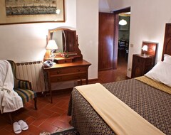 Hotel Podere Dell'Anselmo (Montespertoli, Italy)