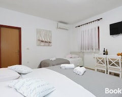 Entire House / Apartment Apartmani Strpic (Biograd na Moru, Croatia)