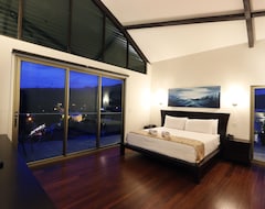 Hotelli Sky Penthouses 3Br 3,5 Bth - 6Br 5,5Bth At Oceano (Jacó, Costa Rica)