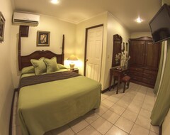 Hotelli Hotel Iguana Verde (Orotina, Costa Rica)