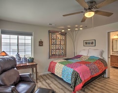 Entire House / Apartment Spacious Lenore Retreat With 3 Decks And Views! (Reubens, USA)