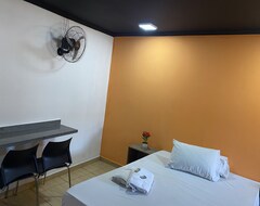 Khách sạn Light Motel (Guarulhos, Brazil)