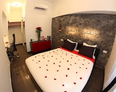 Hotel Komorowski Luxury Guest Rooms (Cracovia, Polonia)