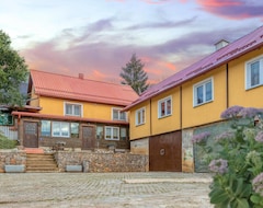 Hele huset/lejligheden 7 Bedroom Accommodation In Skare (Otočac, Kroatien)
