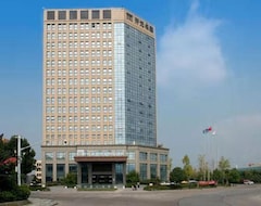 Ganlinhui Malson New Century Hotel (Shengzhou, China)