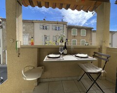 Toàn bộ căn nhà/căn hộ 3 Bedroom Village House For 6 People Between Salon And Aix En Provence (Grans, Pháp)