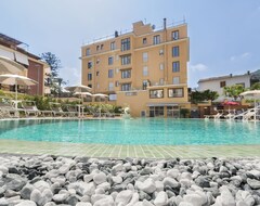 Hotel Leone (Sorrento, İtalya)