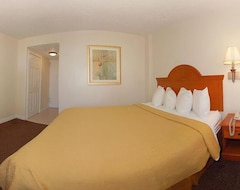 Hotel Quality Inn Massena (Massena, USA)