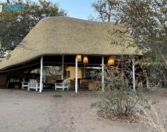 Kampiranje Nhoma Safari Camp (Tsumkwe, Namibija)