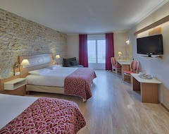 Khách sạn Le Val Moret Hotel (Magnant, Pháp)