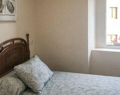 Toàn bộ căn nhà/căn hộ 3 Bedroom Accommodation In Ortigueira (Ortigueira, Tây Ban Nha)