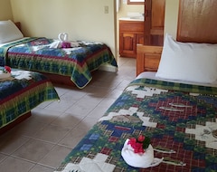 Khách sạn Royal Caribbean Resort (San Pedro, Belize)