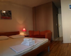 Hotelli Carol Rooms (Trogir, Kroatia)