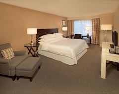 Khách sạn Sheraton Louisville Riverside Hotel (Jeffersonville, Hoa Kỳ)
