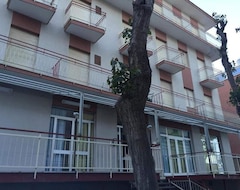 Hotel Hostel Bella Rimini (Rimini, Italija)