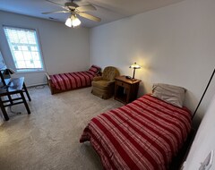 Casa/apartamento entero Hermosa 6-BR Home - Capacidad 16 (Wintergreen, EE. UU.)