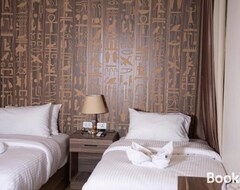 Khách sạn Nefertari Pyramids Inn (El Jizah, Ai Cập)