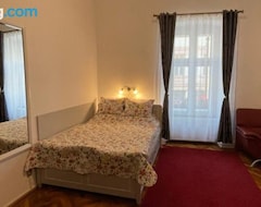 Entire House / Apartment Balcescu Residence (Sibiu, Romania)